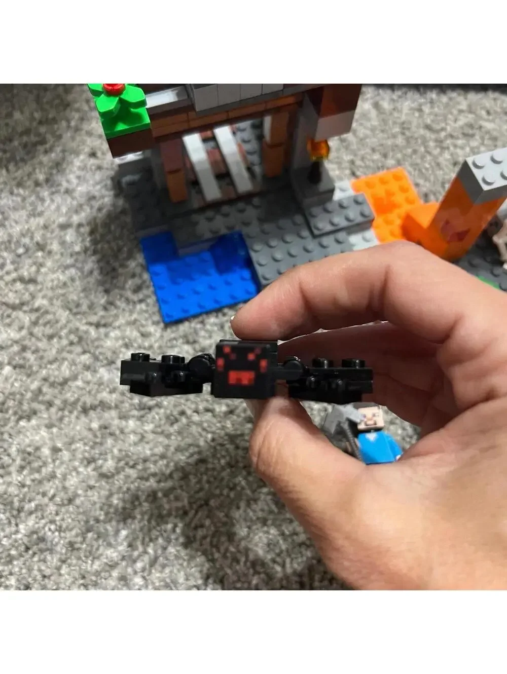 LEGO 21166 - Minecraft - The Abandoned Mine